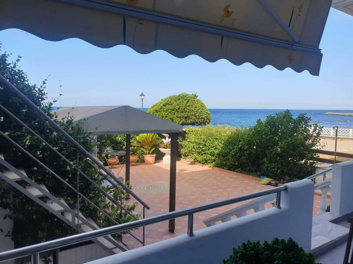 Family Sea & Garden View Apartment Превеза Экстерьер фото
